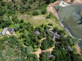 Ilanga Safari Lodge - Welgevonden Game Reserve